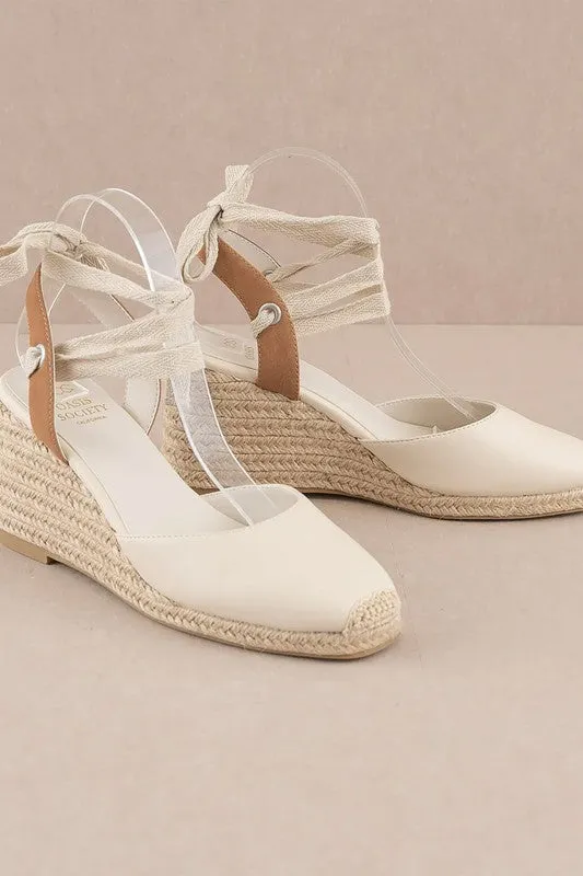 ALONDRA LACE UP WEDGE