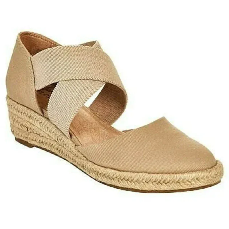 Brenda – Stijlvolle, ademende canvas wedgeschoenen