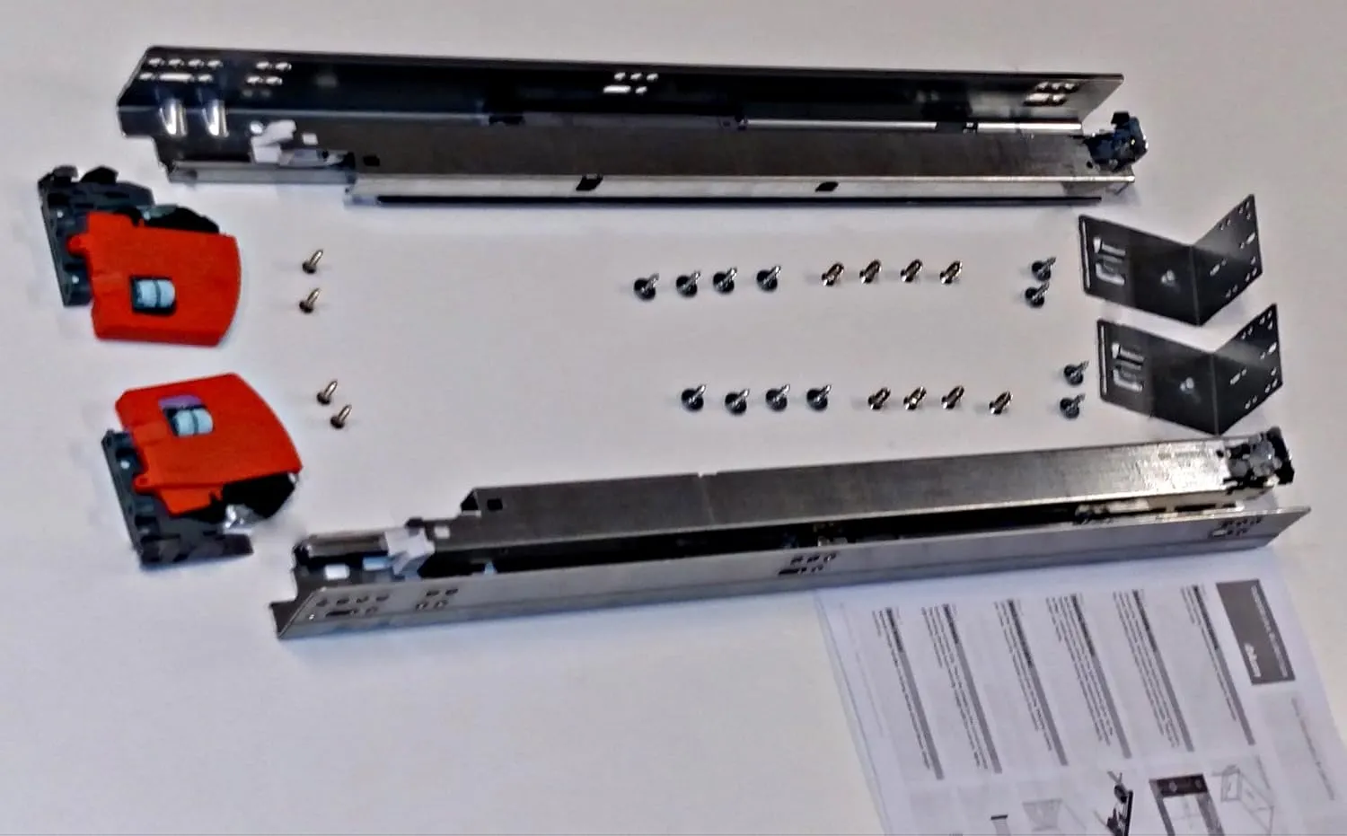Bundle - 9" BLUM TANDEM Drawer Slides with BLUMOTION. Includes Slides 563H, Locking Devices, Rear Mounting Brackets, Screws and Instructions.