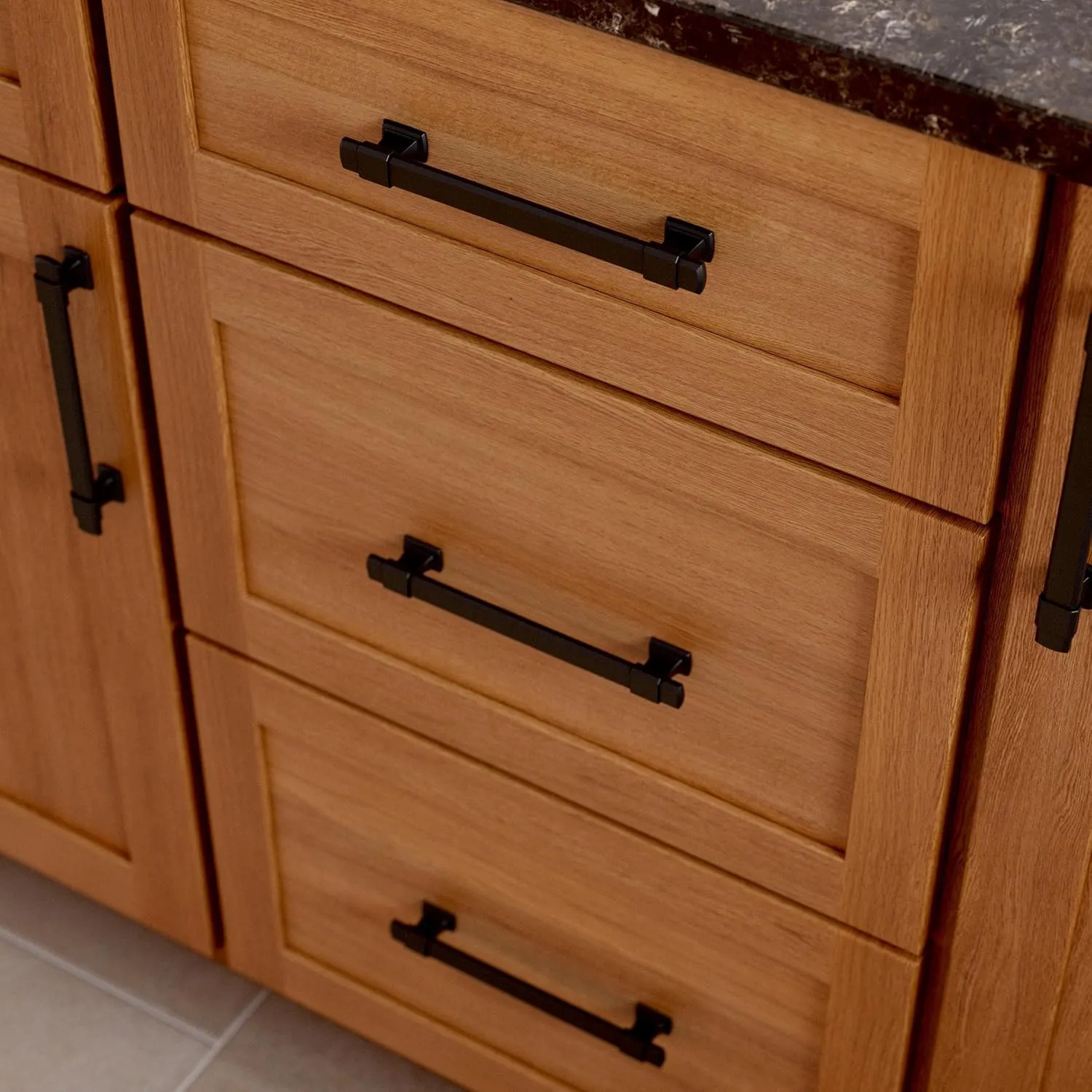 Franklin Brass Adjusta-Pull Chamfered Edge (5-Pack) Adjustable Drawer Pulls/Cabinet Handles 1-3/8" to 6-5/16" Hole Center Matte Black Kitchen Hardware, Doors, Dressers, Furniture P49107-FB-B