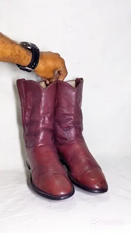 MV250# Vintage Cowboy Boots.