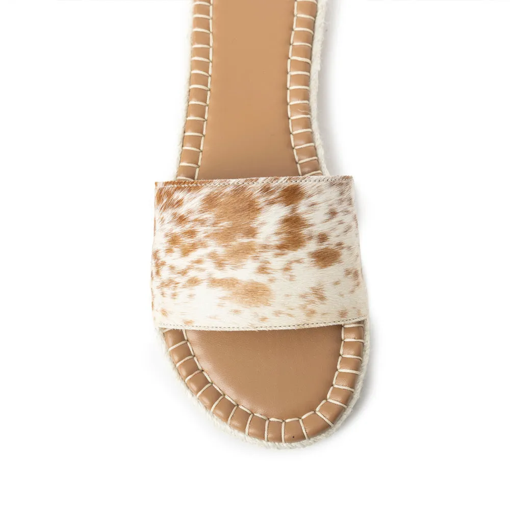 Running Pony Sandals In Brown & White Hairon