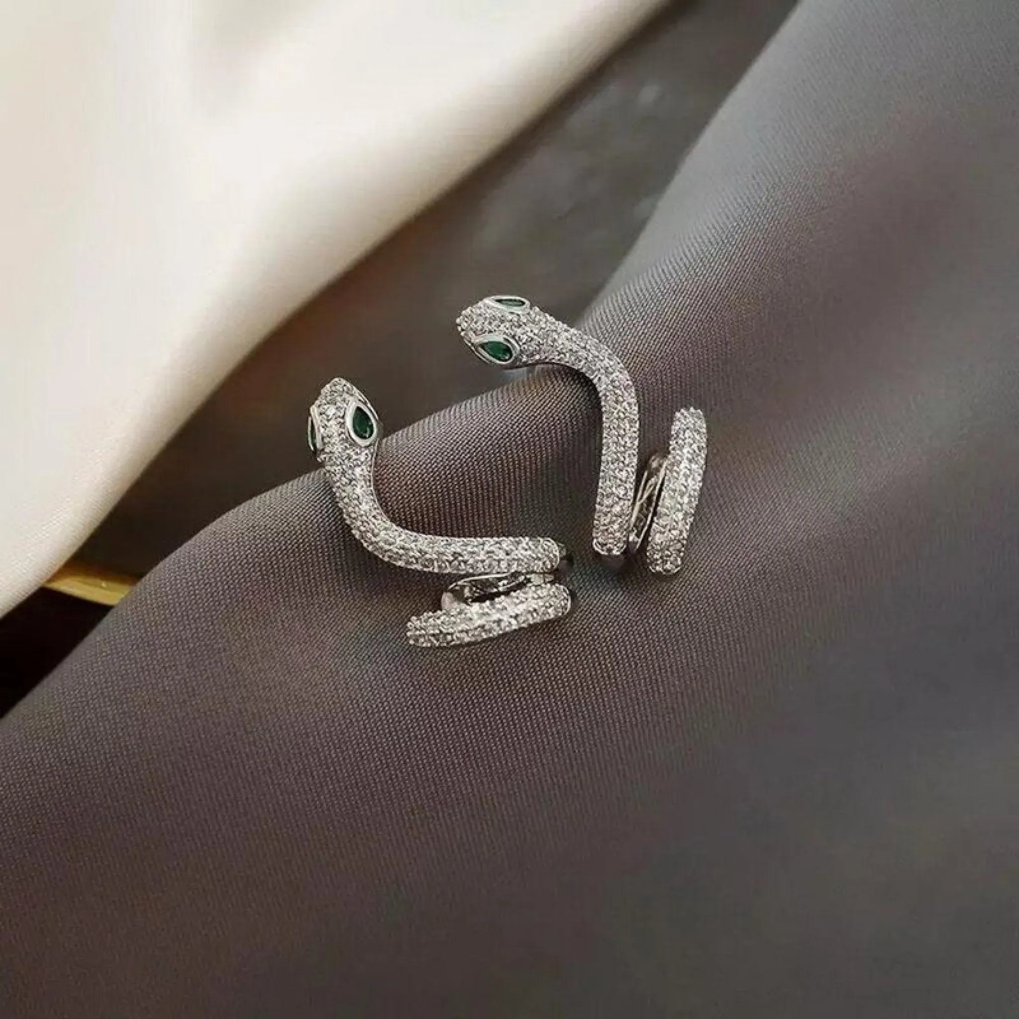 Silver White Gold Adjustable Snake Wrap Green Enamel Earring For Woman