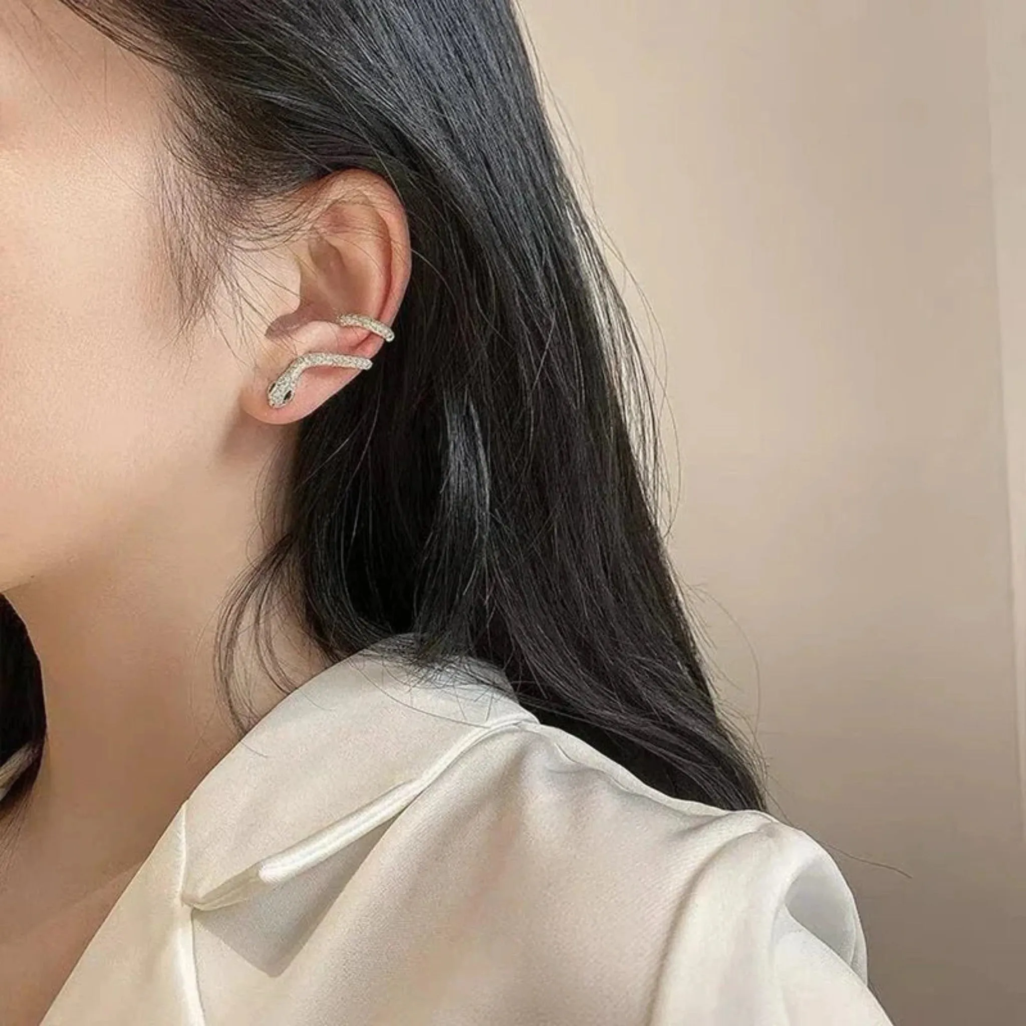 Silver White Gold Adjustable Snake Wrap Green Enamel Earring For Woman