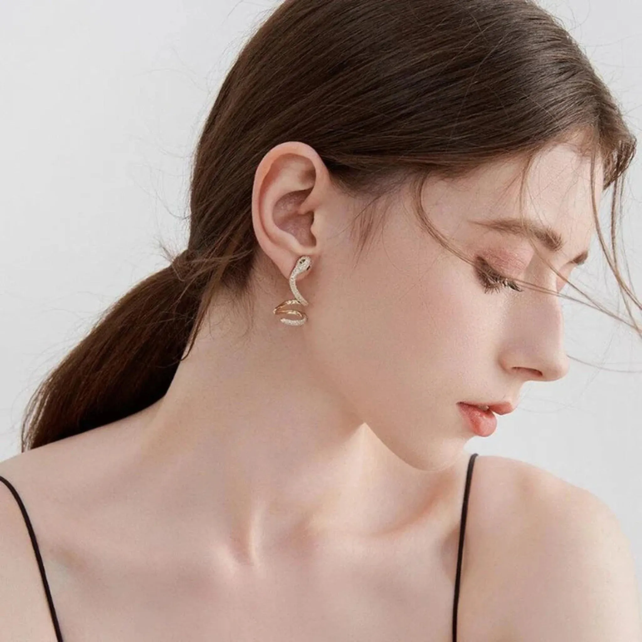 Silver White Gold Adjustable Snake Wrap Green Enamel Earring For Woman