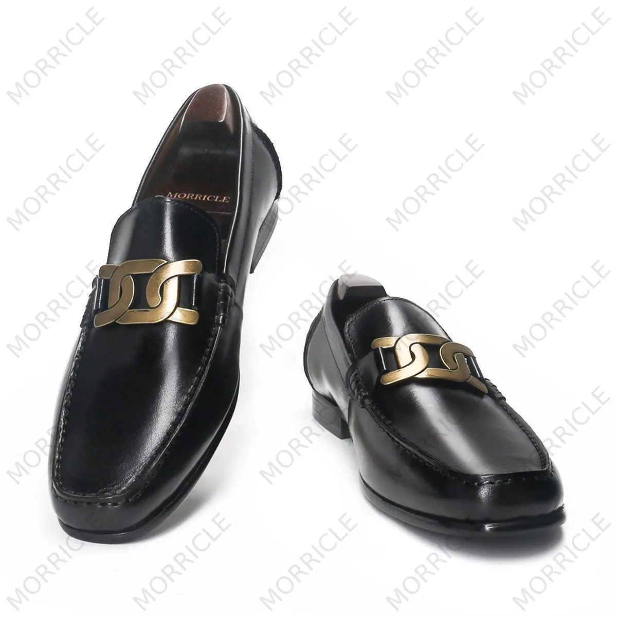 Timeless Flat Loafers with Metal Accessory