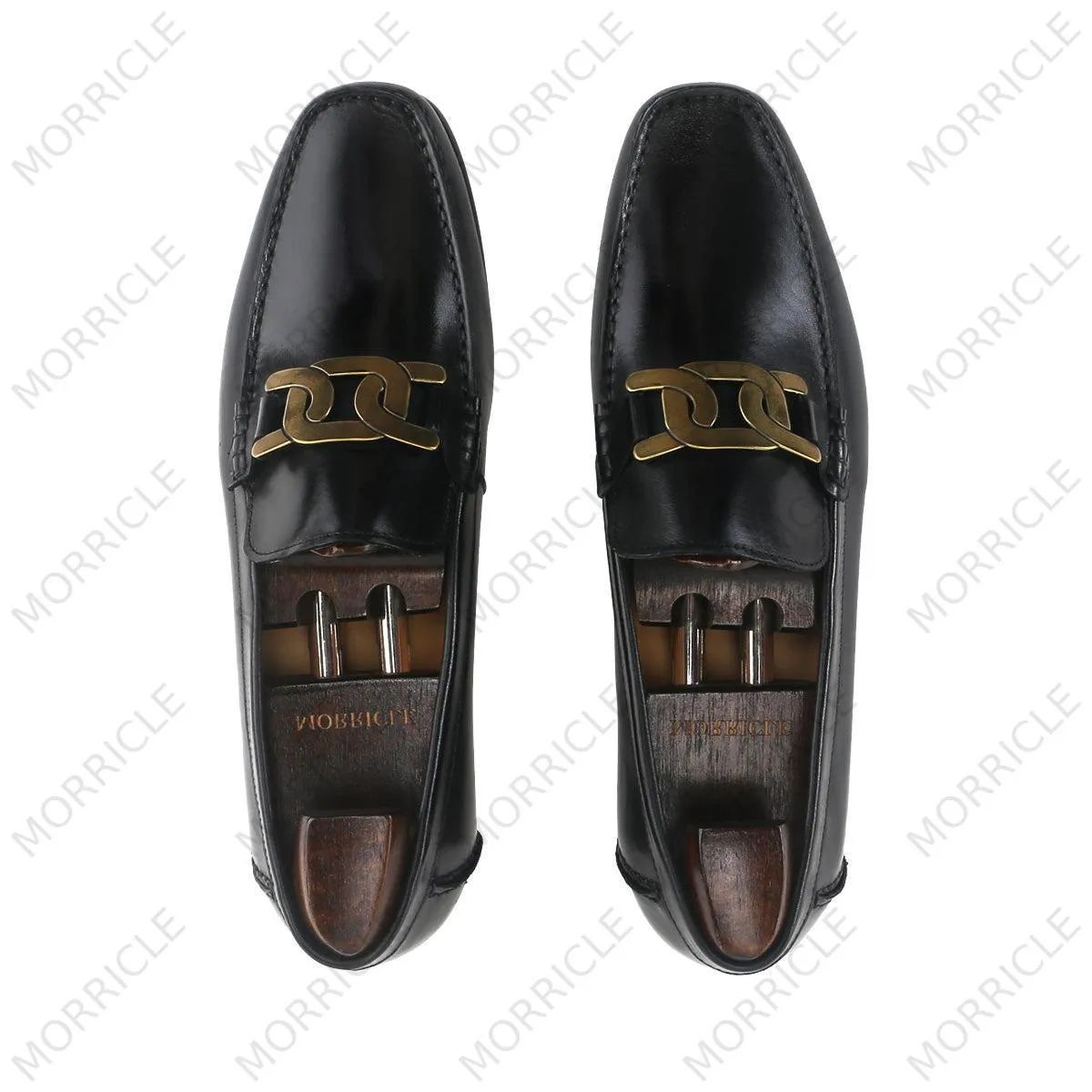 Timeless Flat Loafers with Metal Accessory