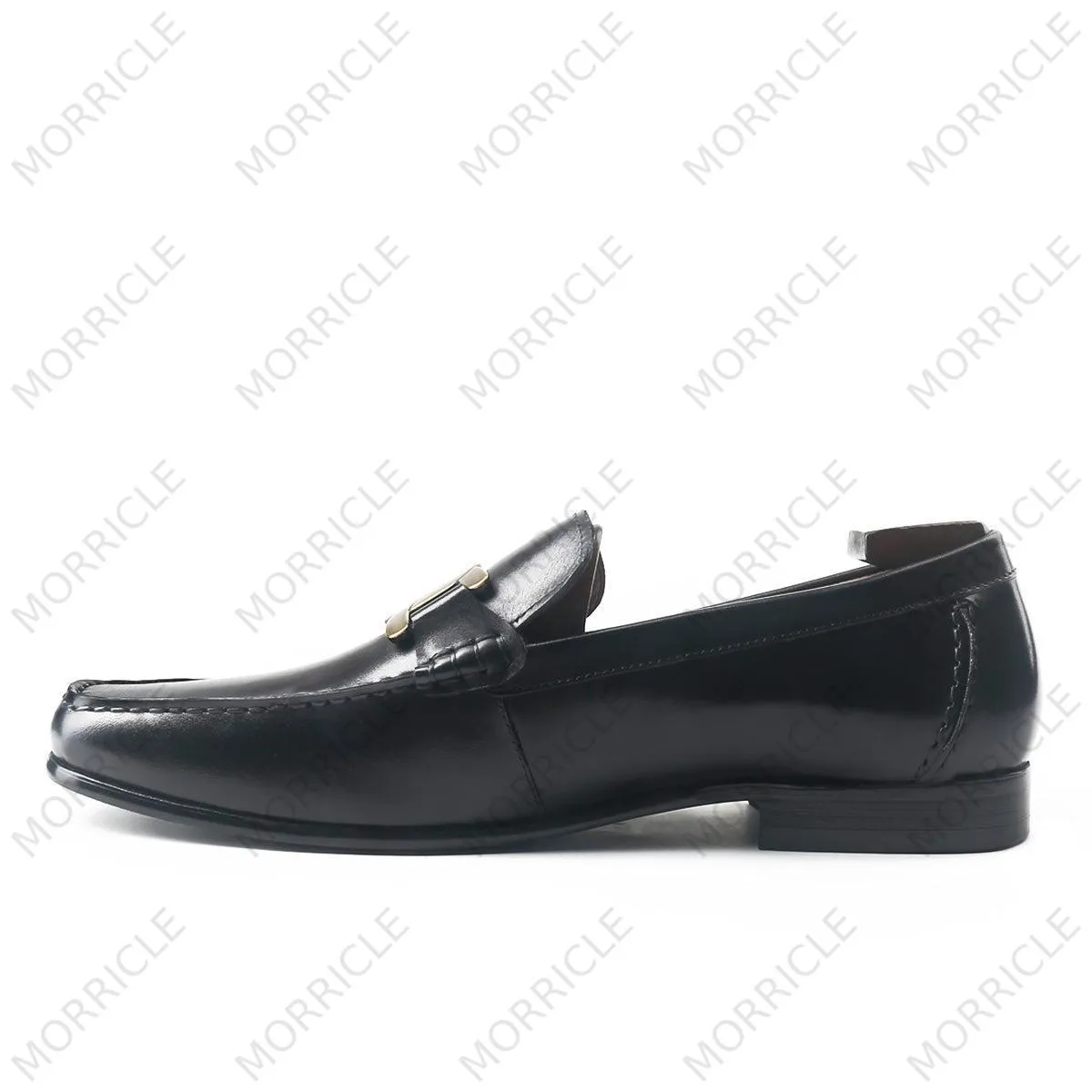Timeless Flat Loafers with Metal Accessory