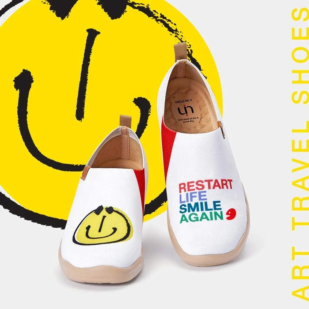 UIN Smiley Slip On Fashion Sneakers Cute Casual Fancy Art Painted Comfort Soft Shoes