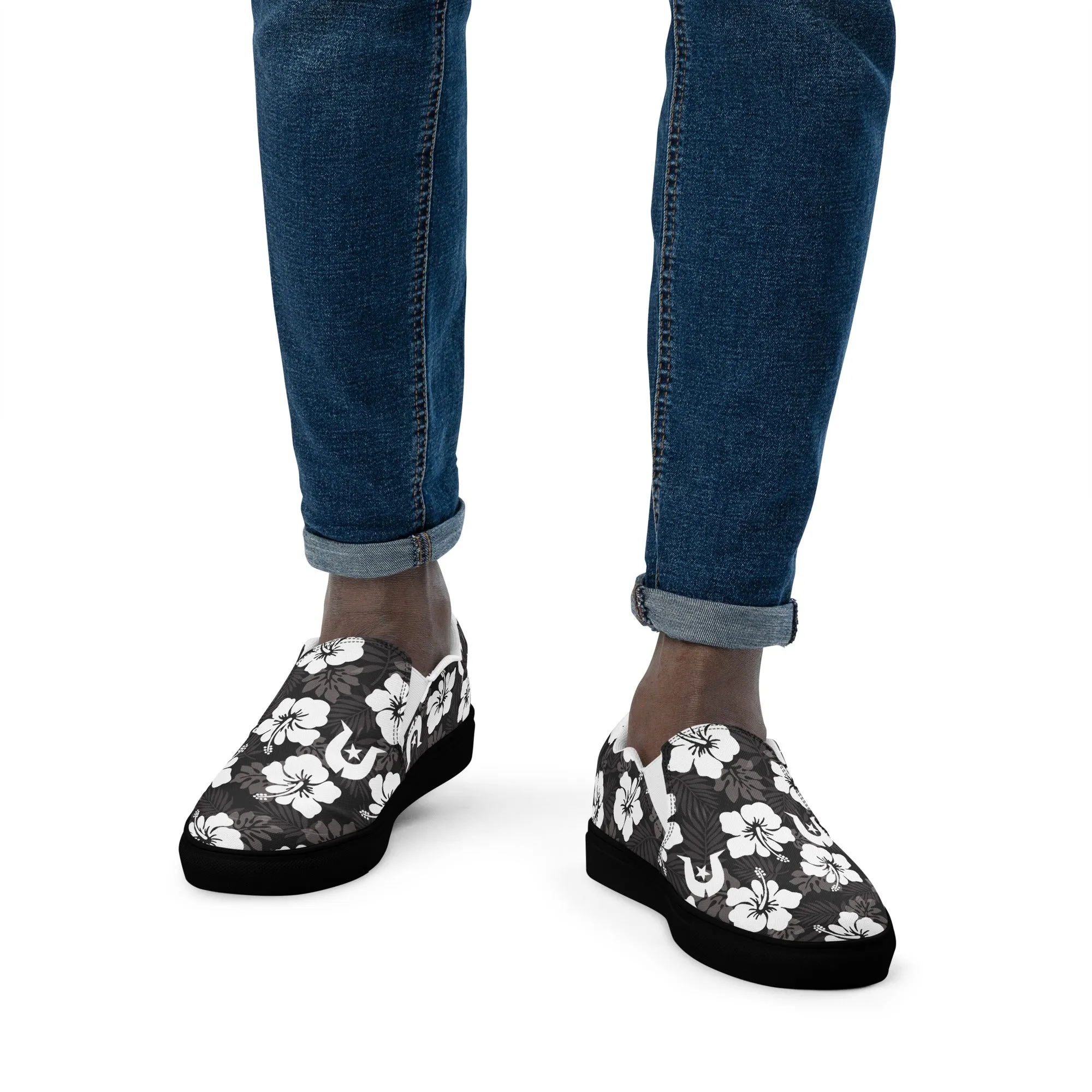 White Hibiscus and Dhari (Black) on Men’s slip-on canvas shoes