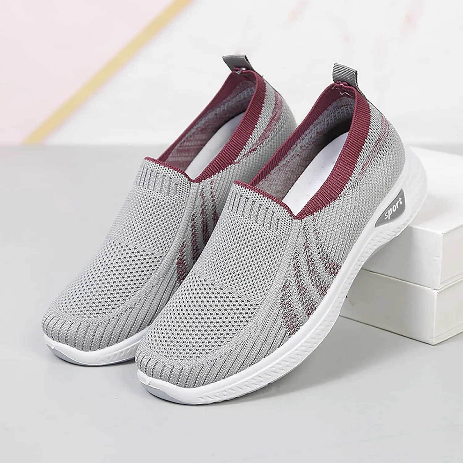 Women's Running Shoes Ultra Lightweight Breathable Walking Shoes Non Slip Athletic Sneakers Mesh Workout Casual Sports Shoes