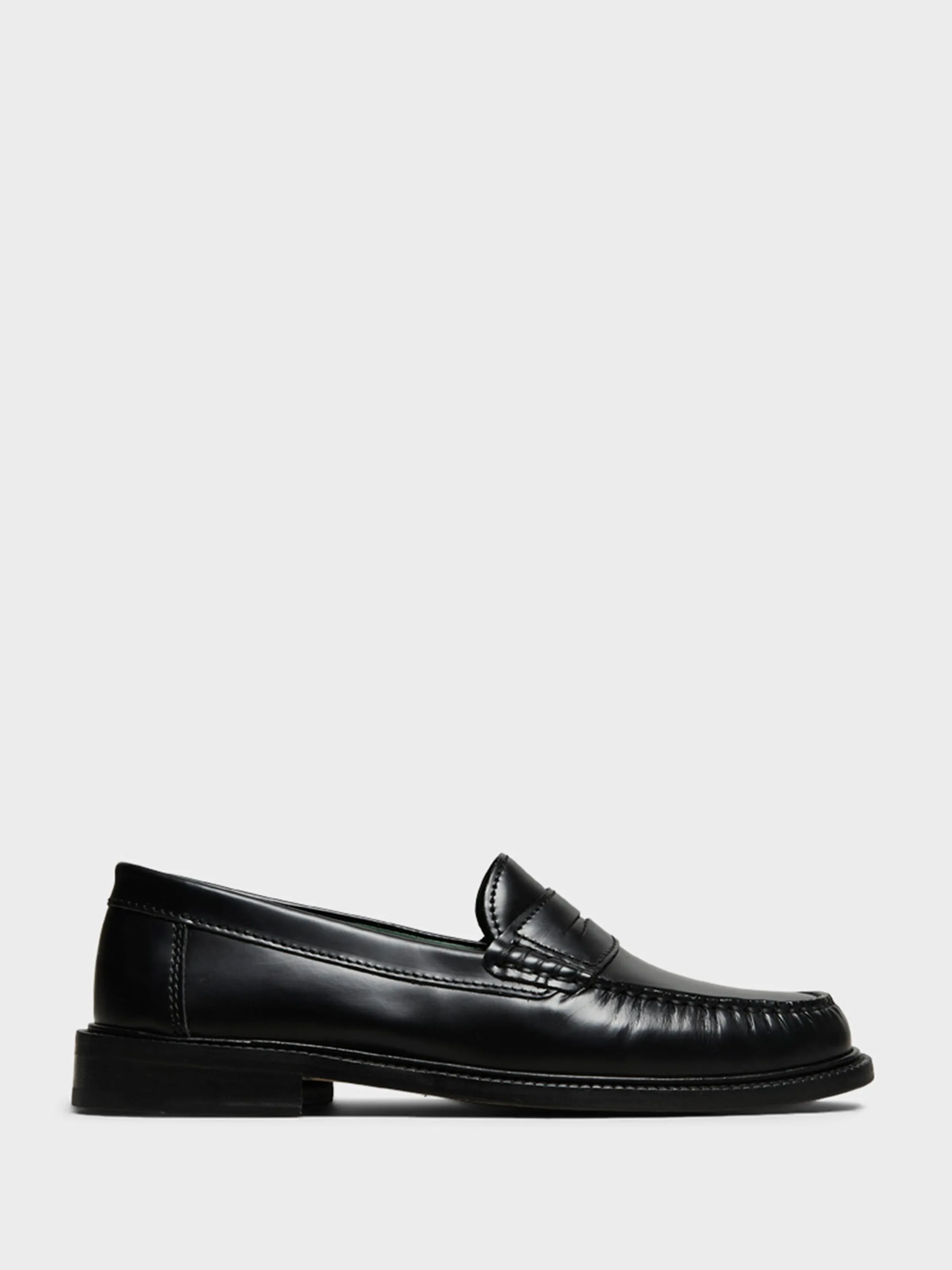 Yardee Mocassin Loafers in Black